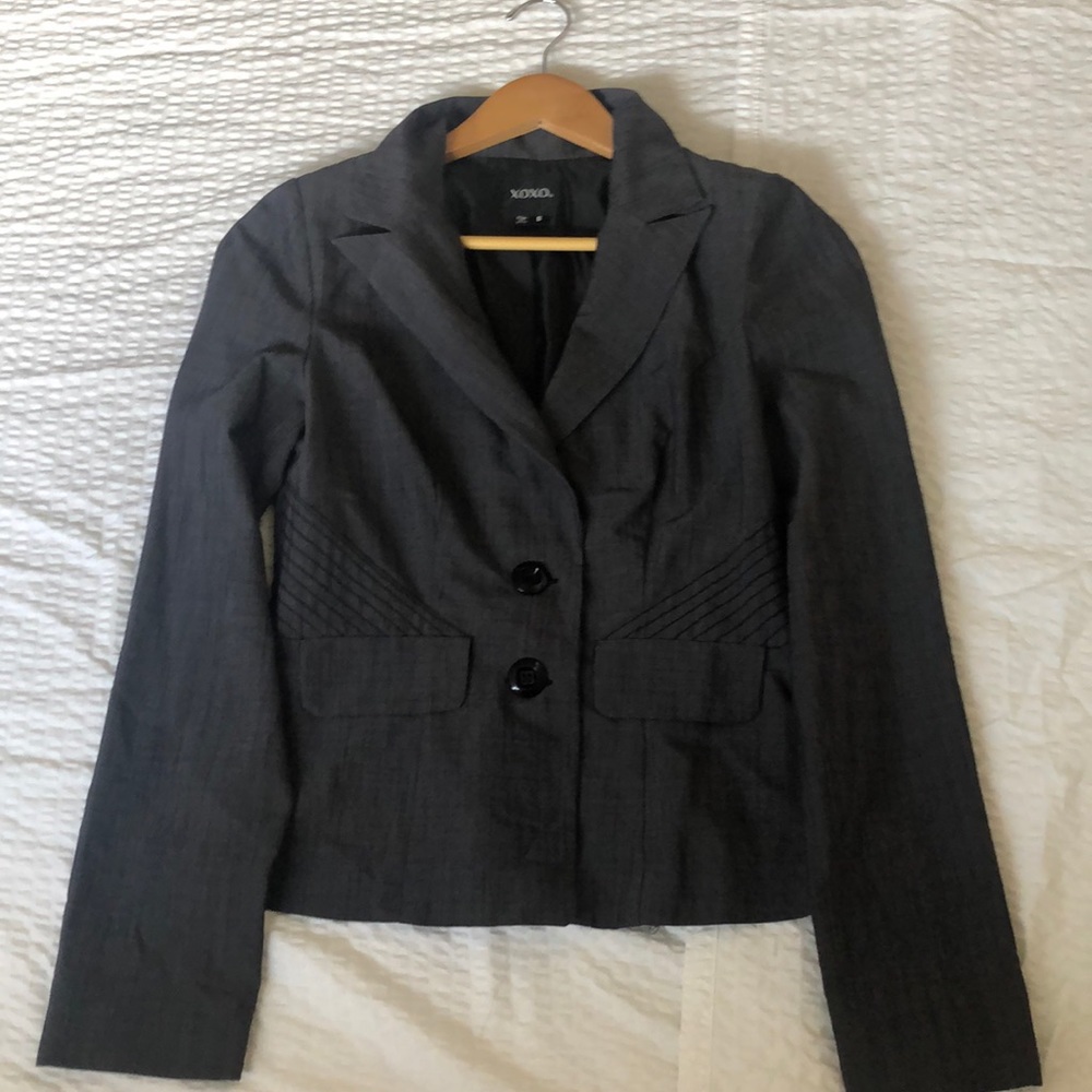 Grey blazer